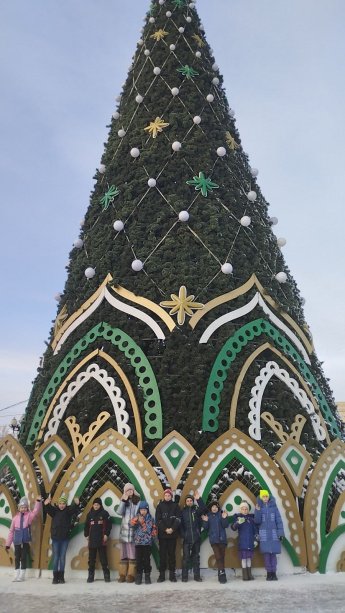 ГУБЕРНАТОРСКАЯ ЕЛКА