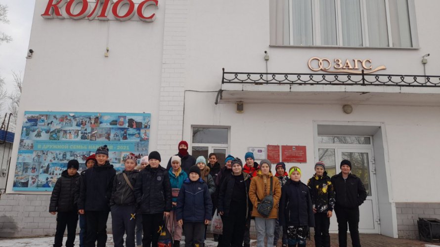 Выезд в п. Бохан, в кинотеатр "Колос"